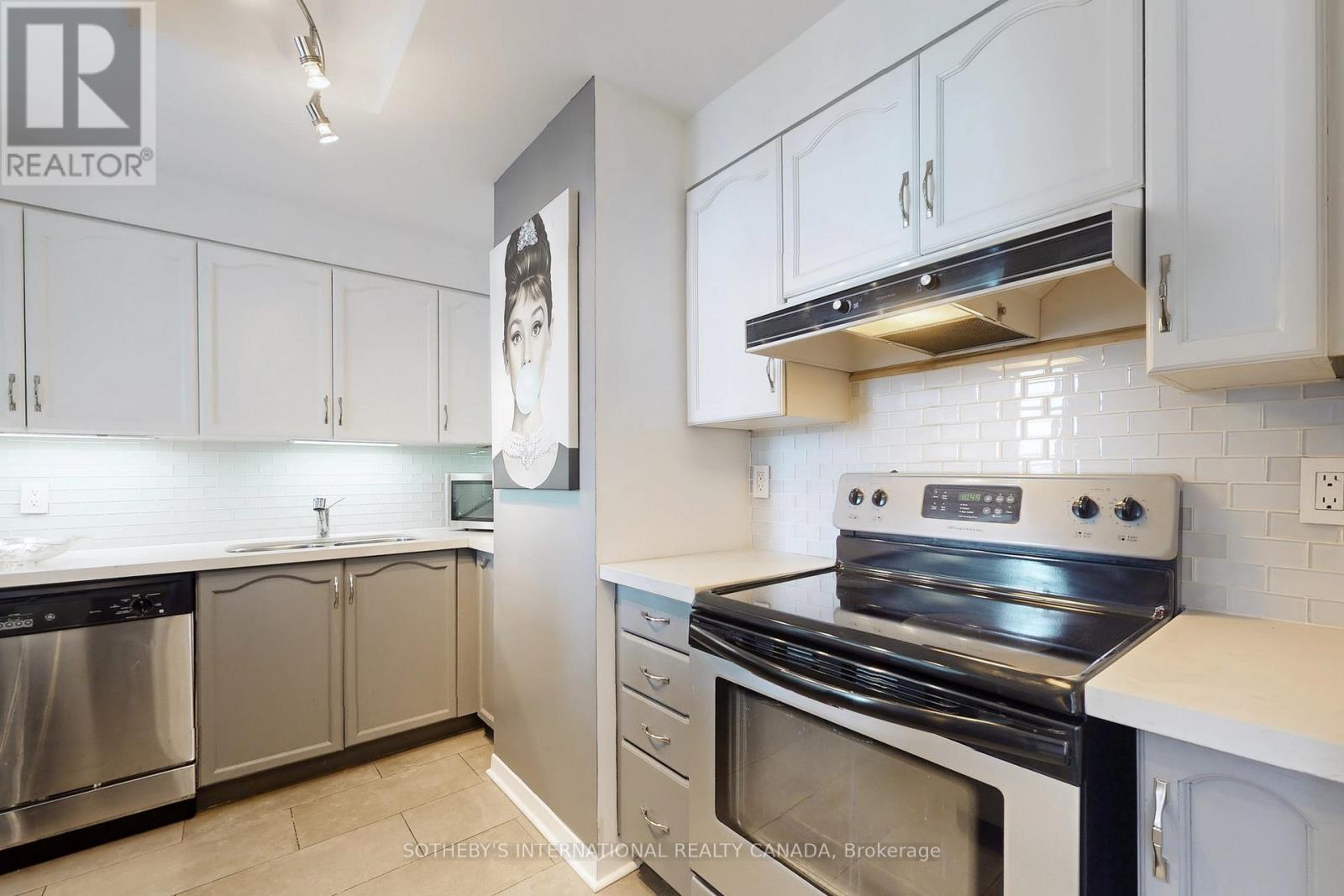 305 - 1901 Yonge Street, Toronto, Ontario  M4S 1Y6 - Photo 15 - C12894796