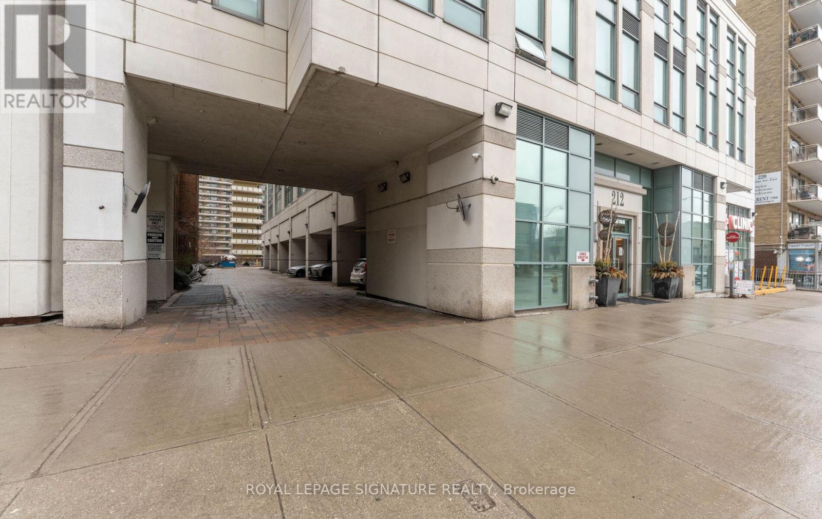 1411 - 212 Eglinton Avenue E, Toronto, Ontario  M4P 0A3 - Photo 29 - C12894832