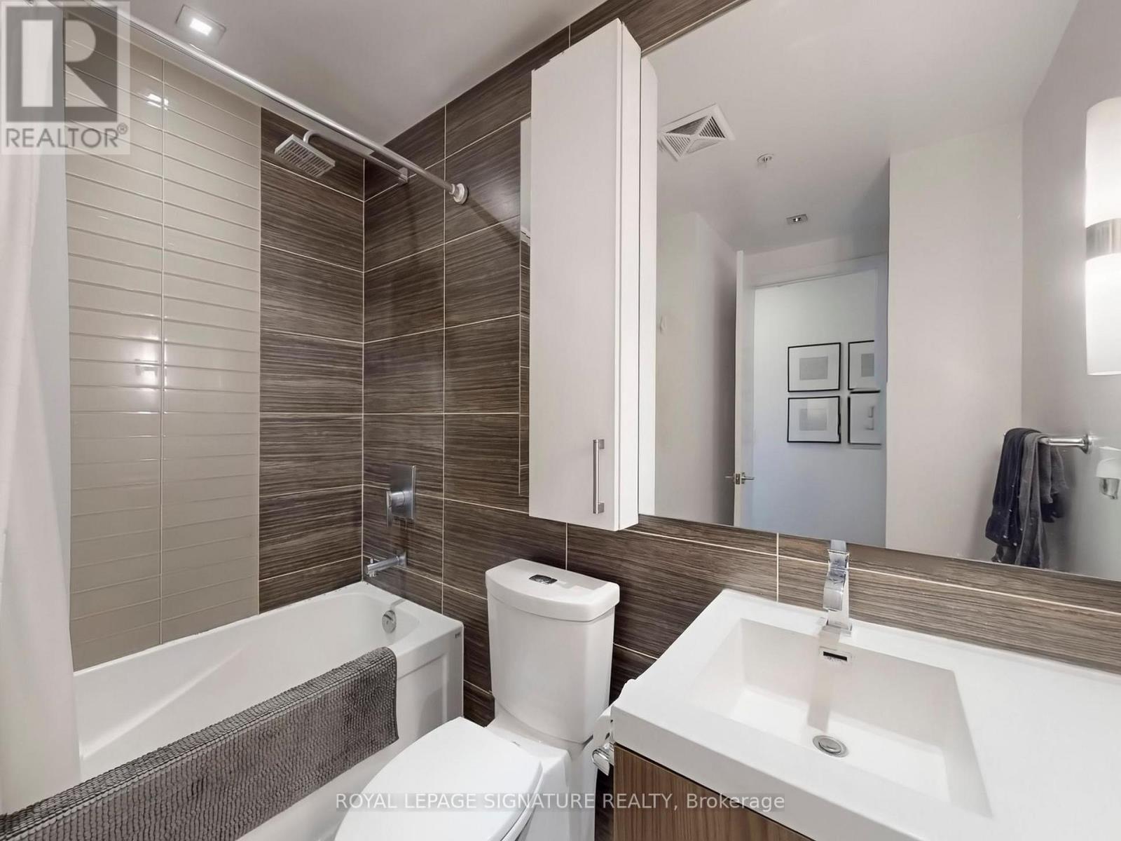 508 - 39 Sherbourne Street, Toronto (Moss Park), Ontario  M5A 0L8 - Photo 17 - C12894870