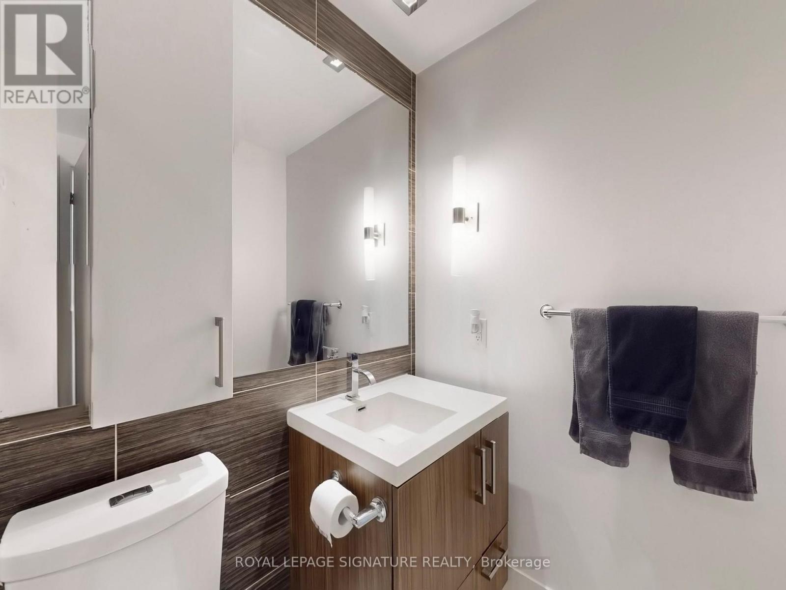 508 - 39 Sherbourne Street, Toronto (Moss Park), Ontario  M5A 0L8 - Photo 18 - C12894870