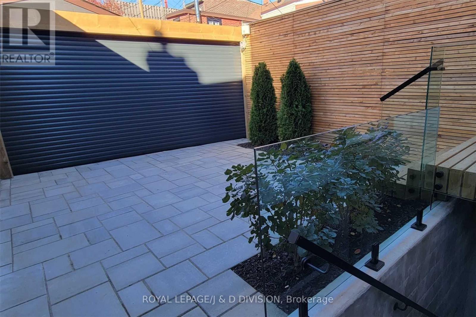 Lower - 26 Henderson Avenue, Toronto, Ontario  M6J 2B8 - Photo 11 - C12894954