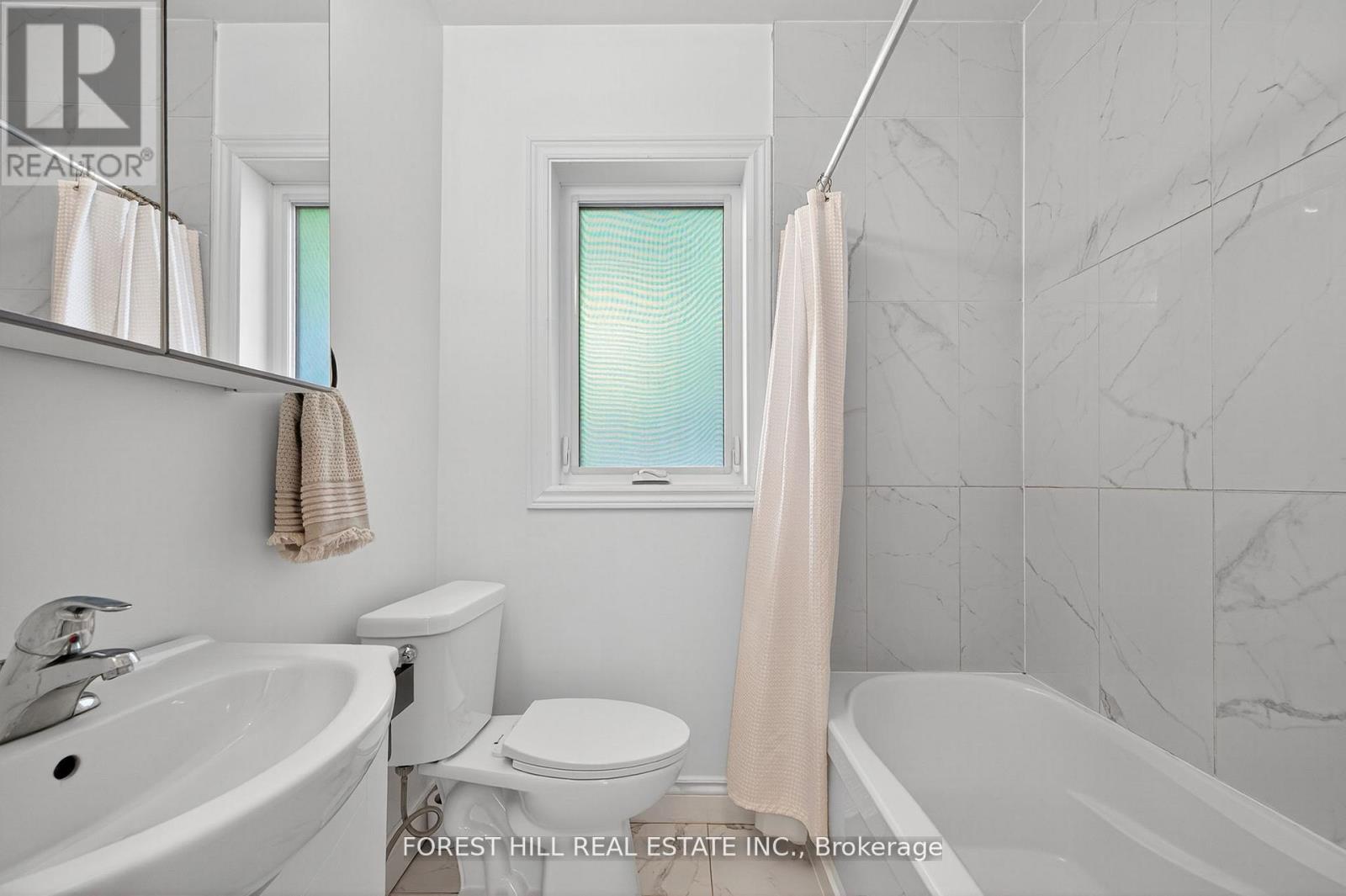 210 Kendal Avenue, Oshawa, Ontario  L1G 5B5 - Photo 13 - E12894788