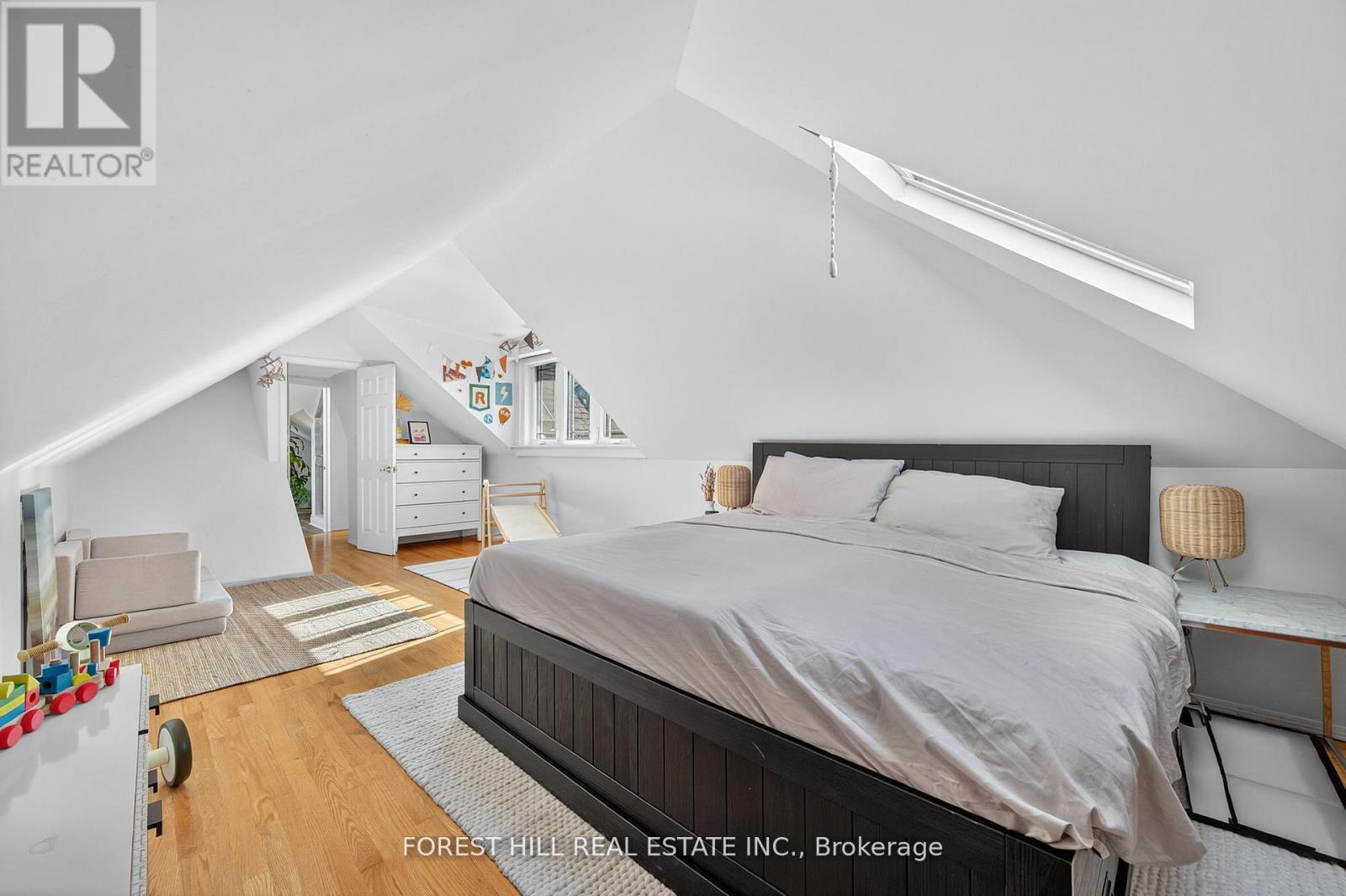 210 Kendal Avenue, Oshawa, Ontario  L1G 5B5 - Photo 18 - E12894788