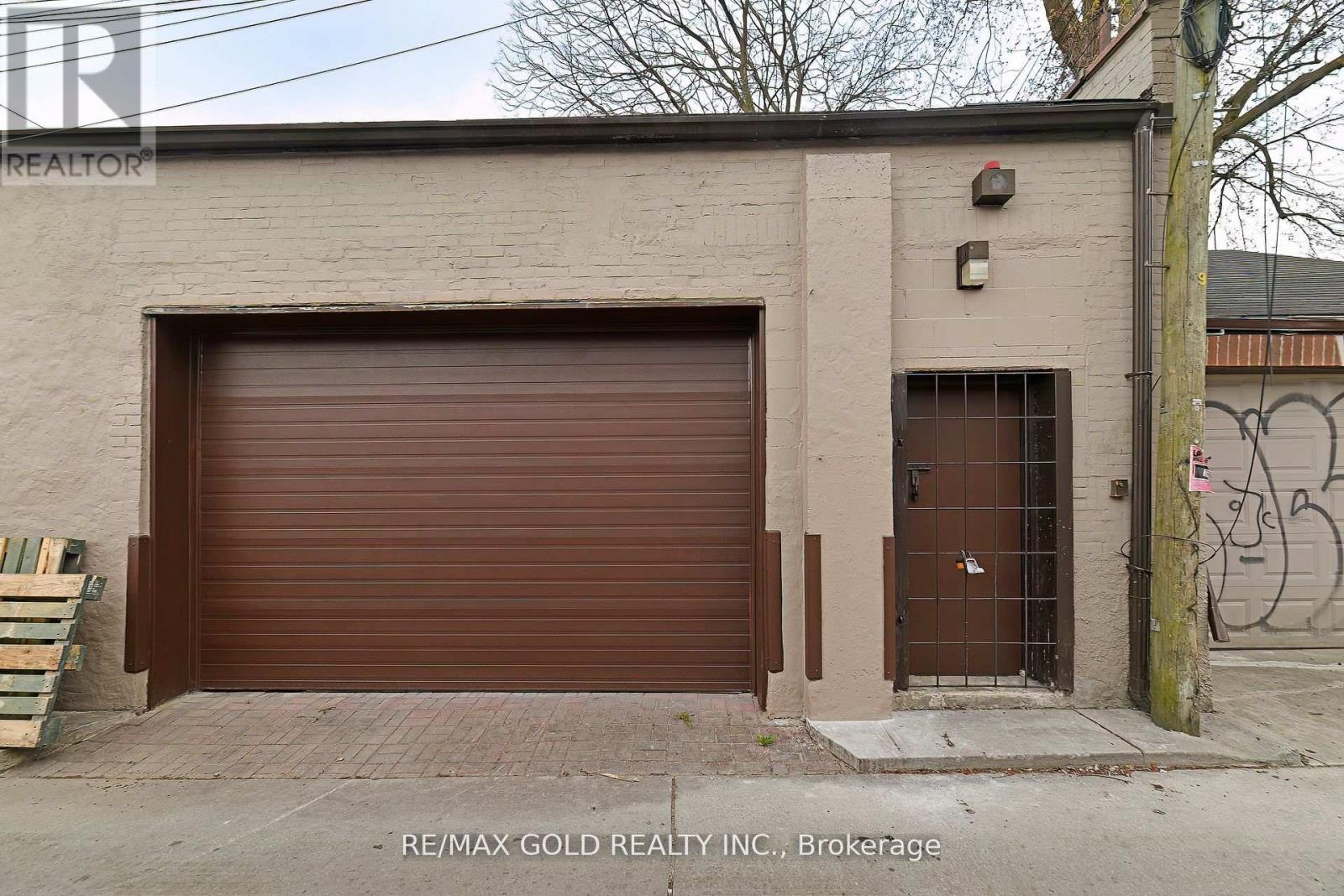 30r First Avenue S, Toronto, Ontario  M4M 1W8 - Photo 5 - E12894884