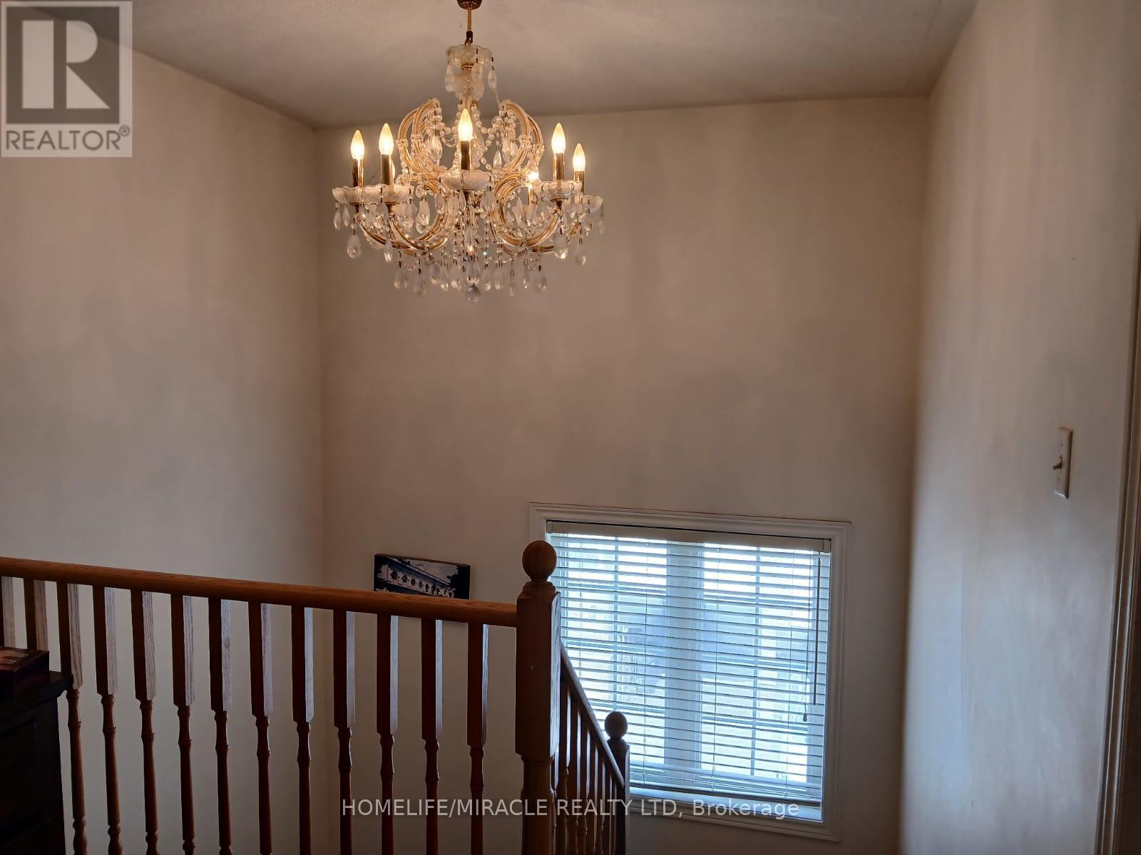 13 Vasto Lane, Toronto, Ontario  M1M 0C6 - Photo 11 - E12894910