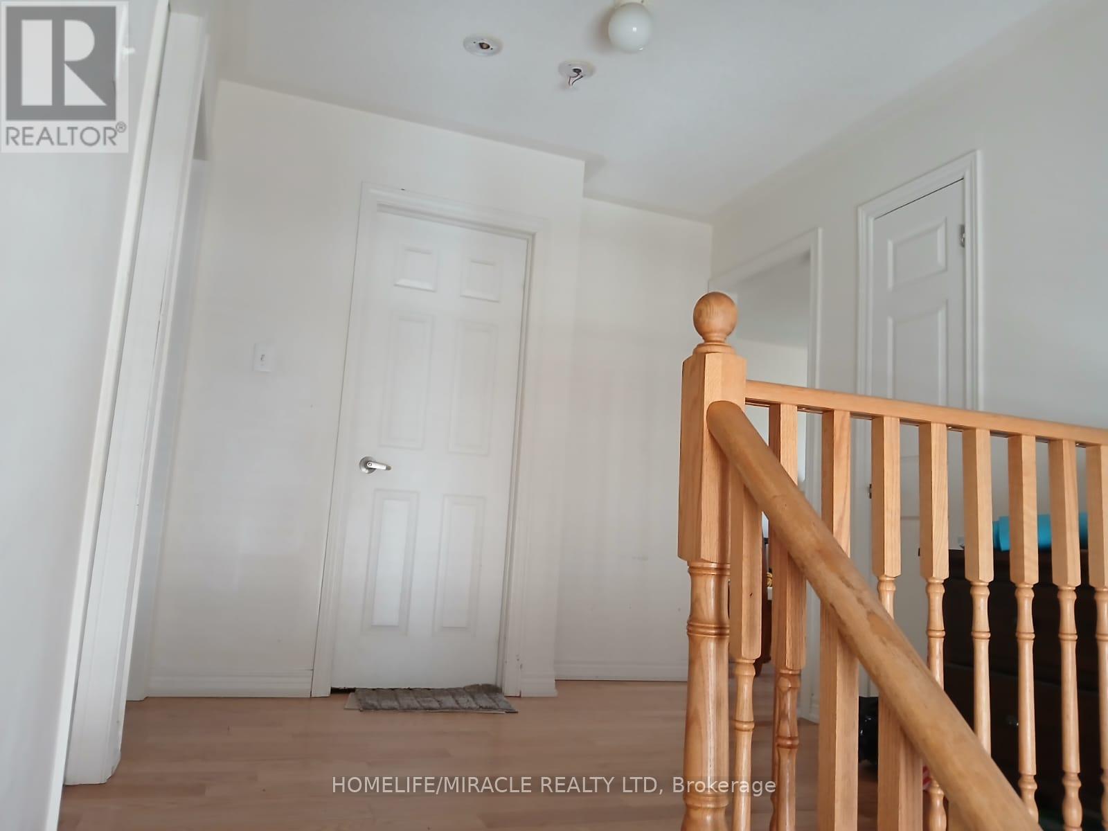 13 Vasto Lane, Toronto, Ontario  M1M 0C6 - Photo 16 - E12894910