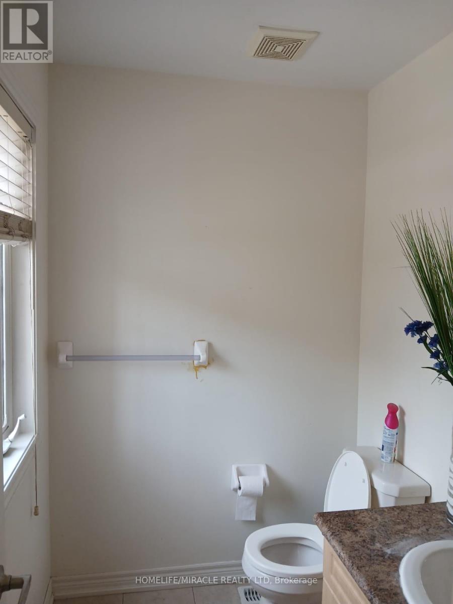 13 Vasto Lane, Toronto, Ontario  M1M 0C6 - Photo 21 - E12894910