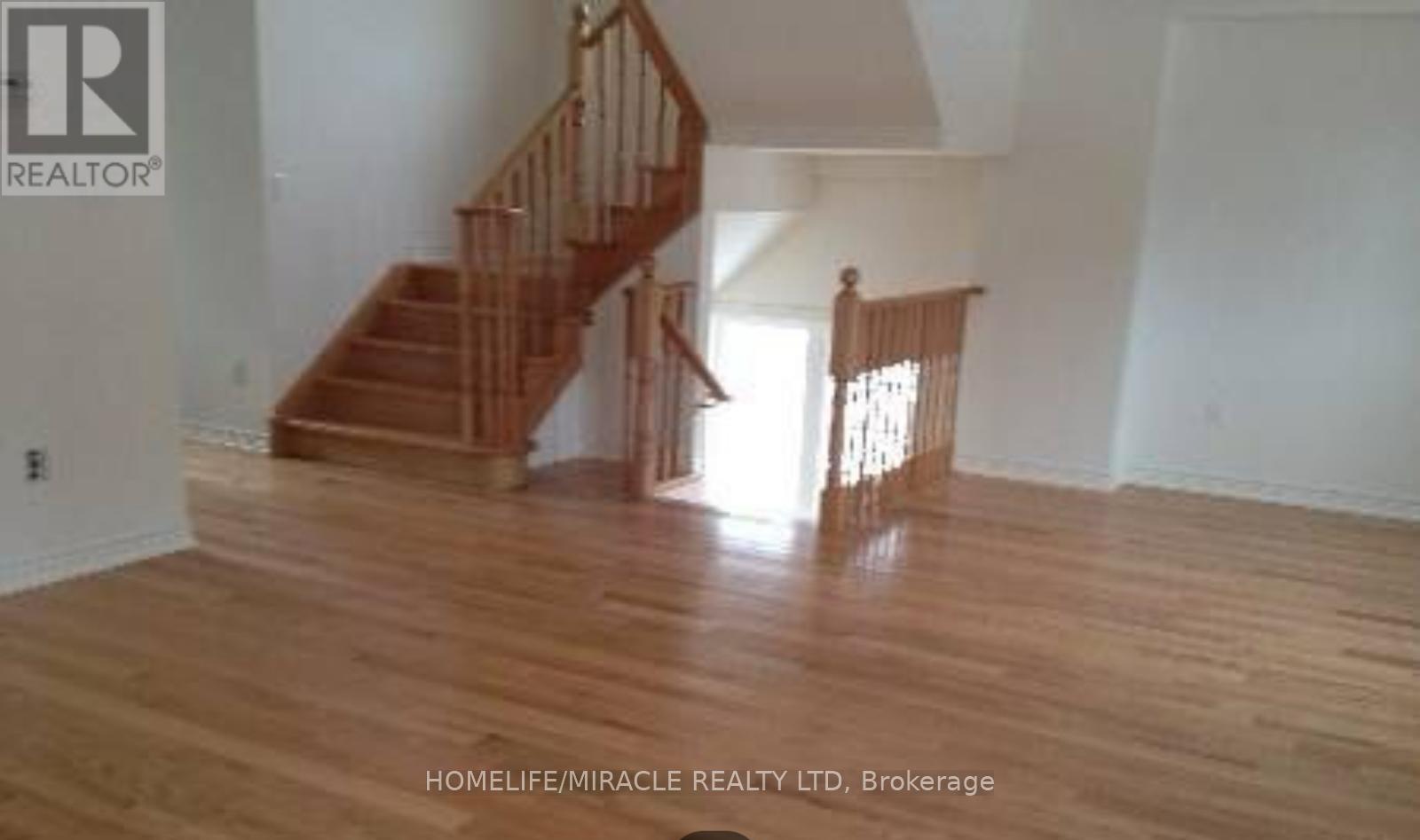 13 Vasto Lane, Toronto, Ontario  M1M 0C6 - Photo 6 - E12894910