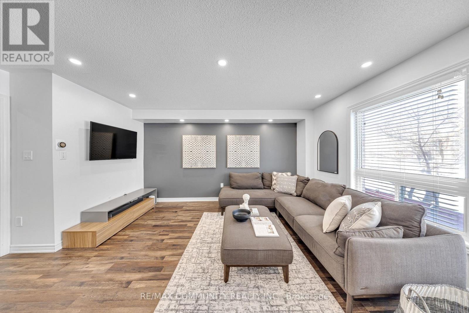 28 Ignatius Lane, Toronto, Ontario  M1E 0A3 - Photo 7 - E12894926