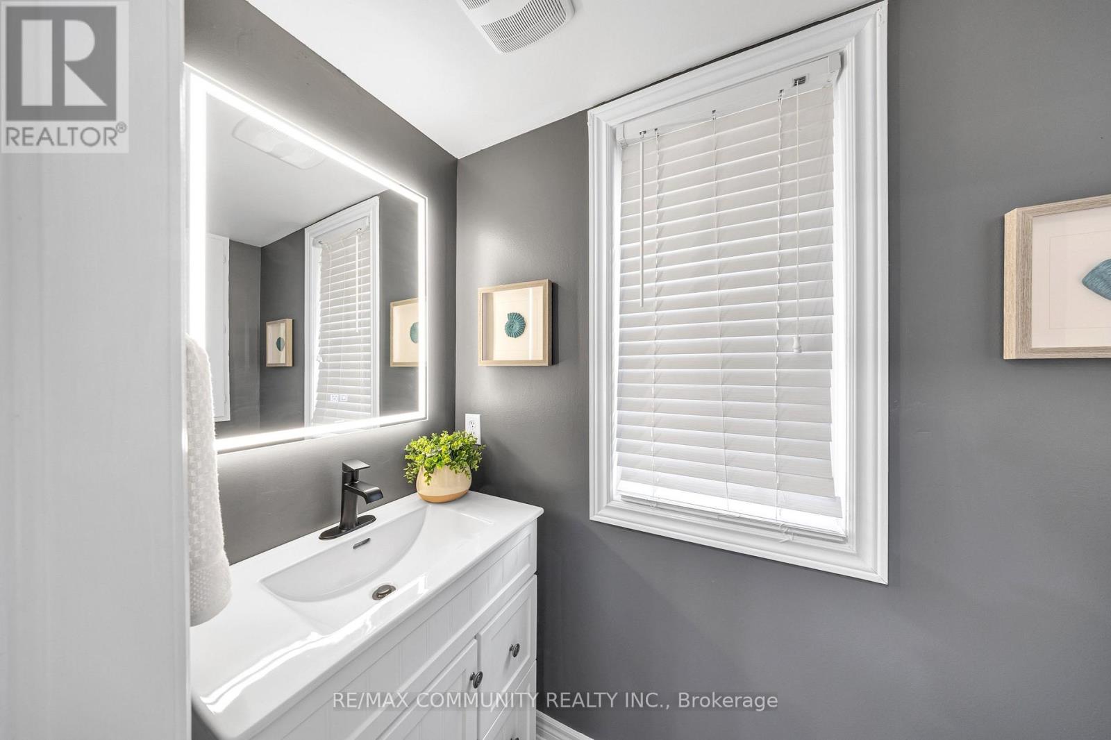 28 Ignatius Lane, Toronto, Ontario  M1E 0A3 - Photo 8 - E12894926