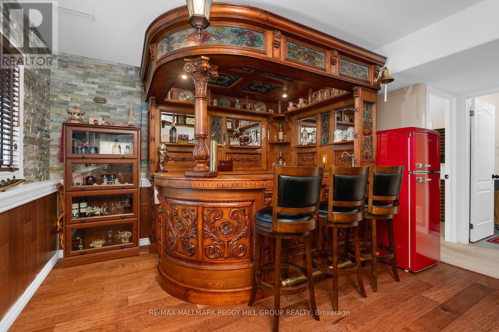 11 Red Cedar Lane, Essa, Ontario  L3W 0P5 - Photo 9 - N12894688