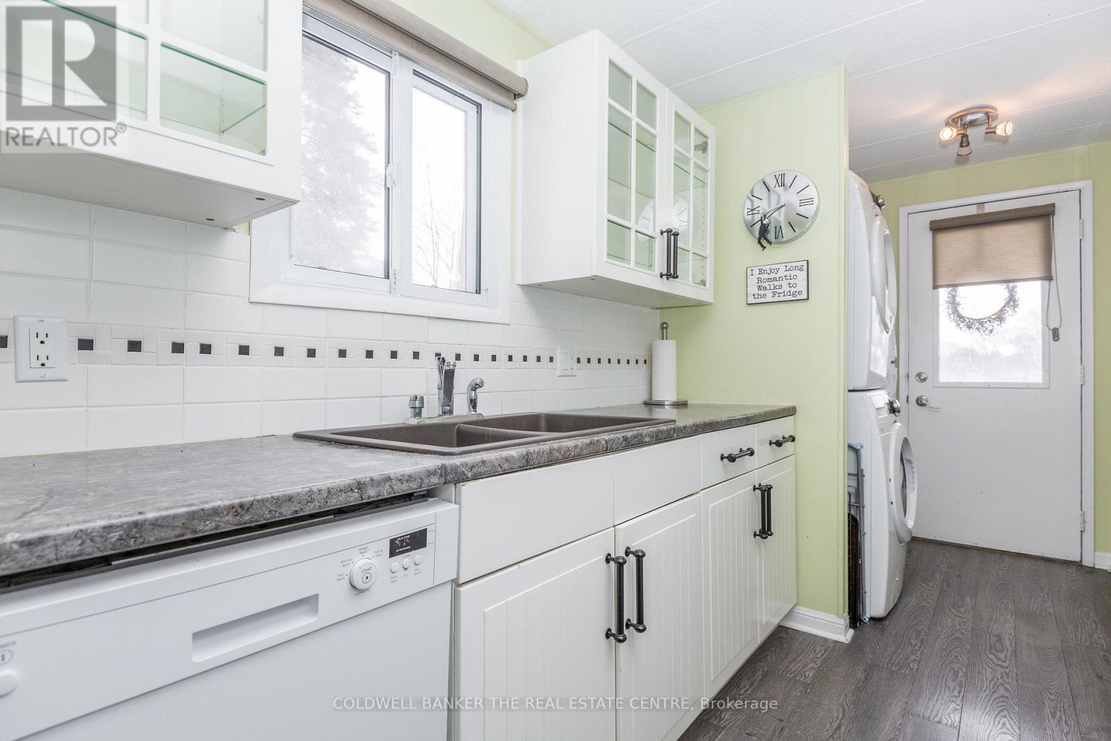 29 Main Street, Innisfil, Ontario  L9S 1L9 - Photo 14 - N12894702