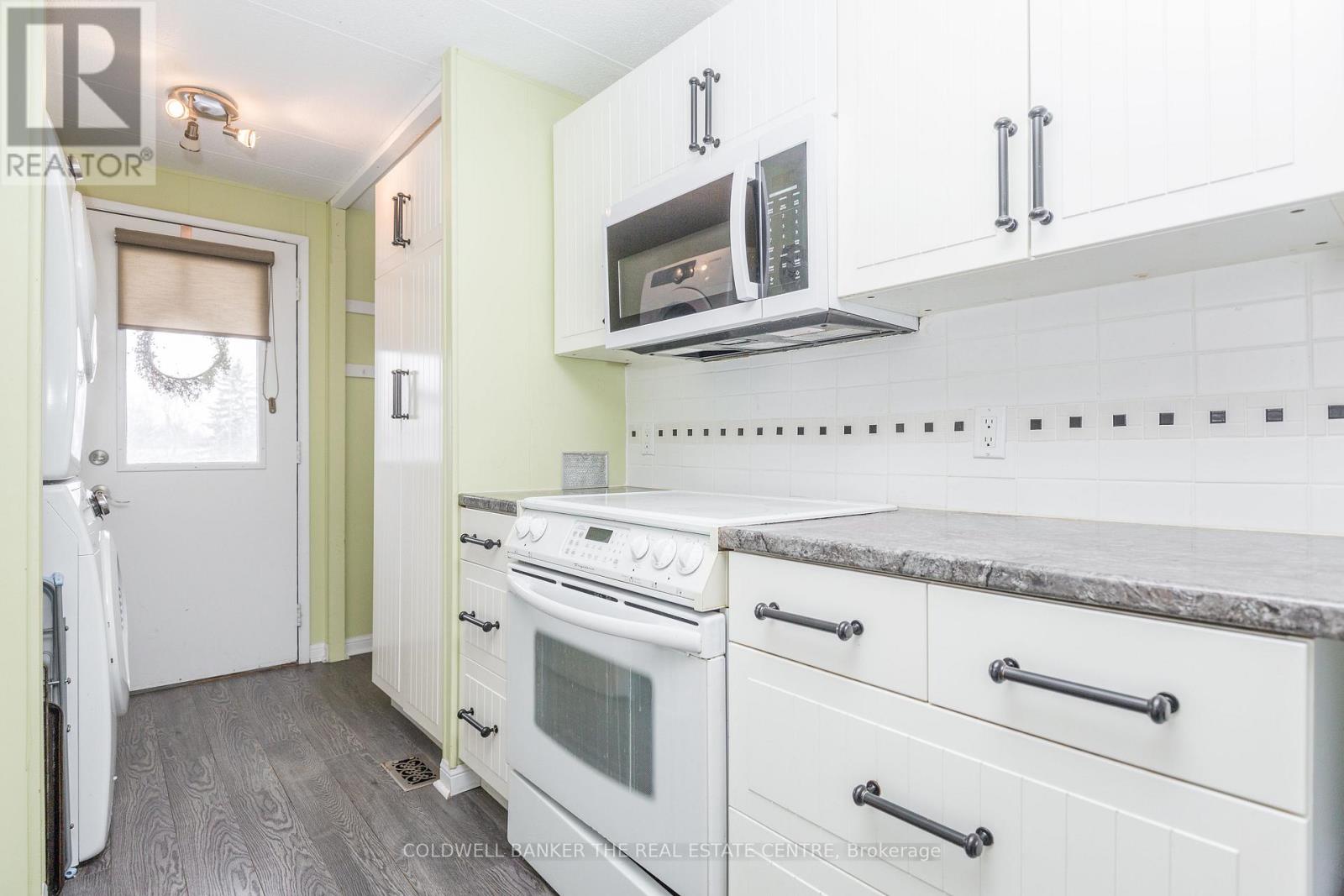 29 Main Street, Innisfil, Ontario  L9S 1L9 - Photo 15 - N12894702