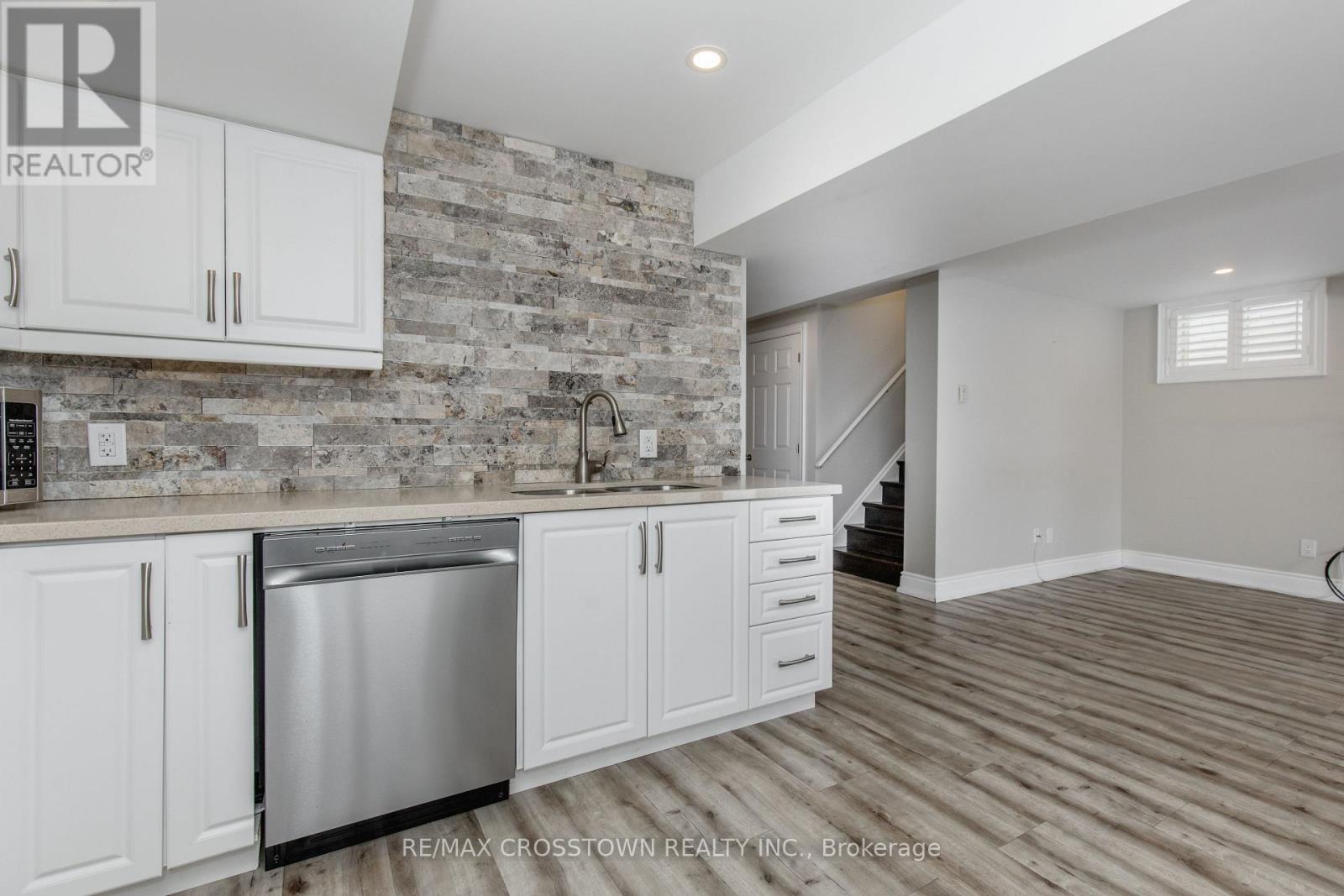 996 Booth Avenue, Innisfil, Ontario  L9S 0A4 - Photo 37 - N12894764