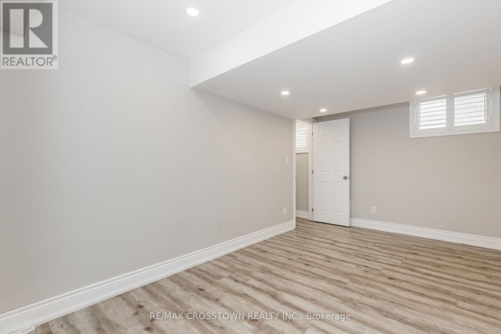 996 Booth Avenue, Innisfil, Ontario  L9S 0A4 - Photo 40 - N12894764