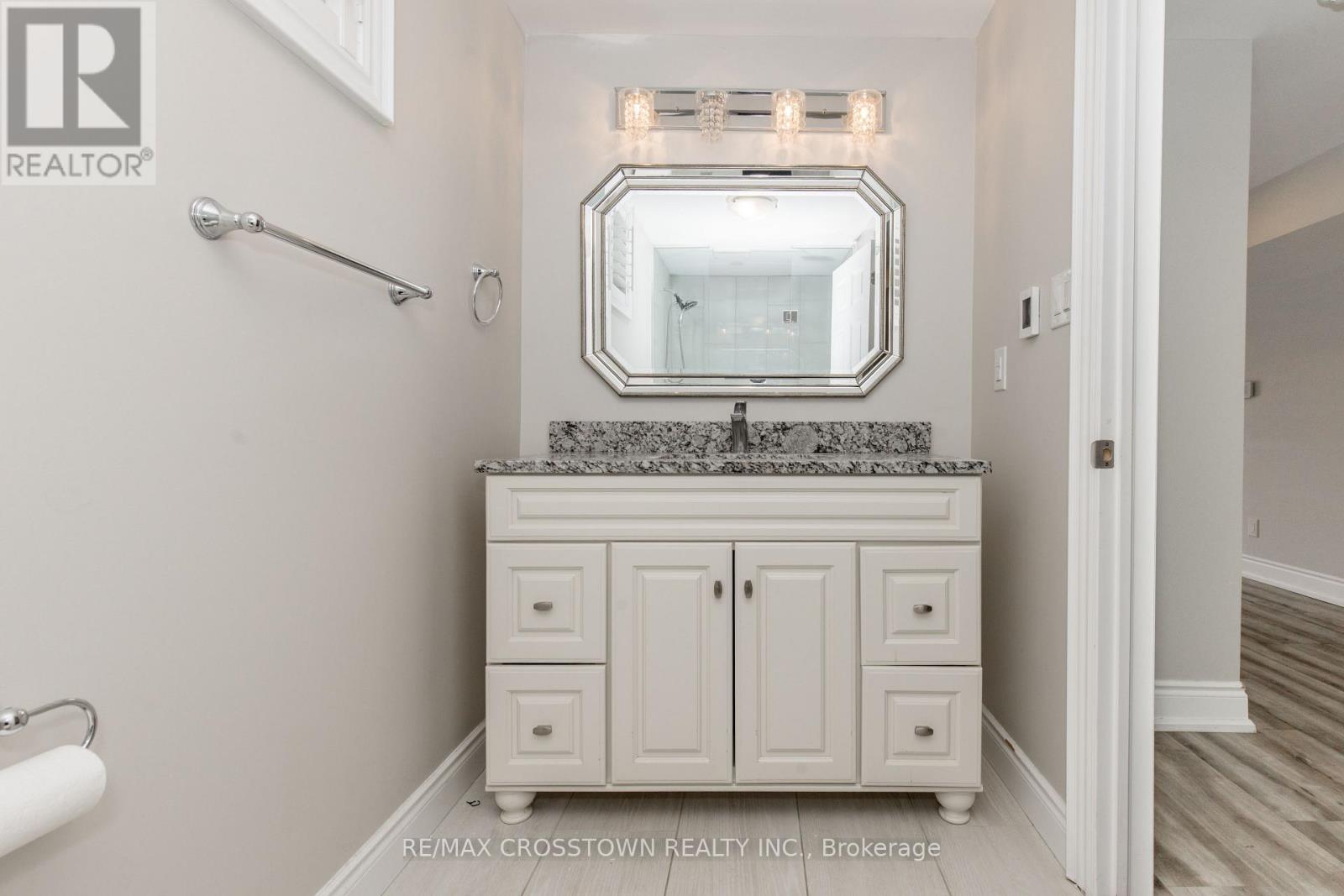 996 Booth Avenue, Innisfil, Ontario  L9S 0A4 - Photo 43 - N12894764