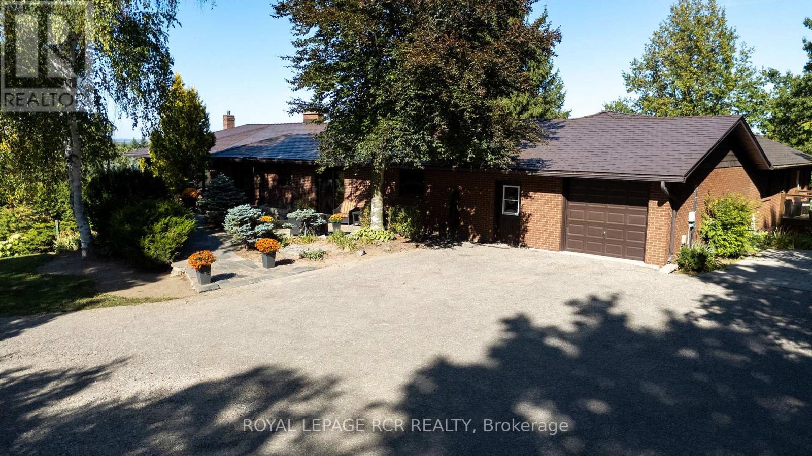 15735 Highway 27, King, Ontario  L0G 1T0 - Photo 3 - N12894806