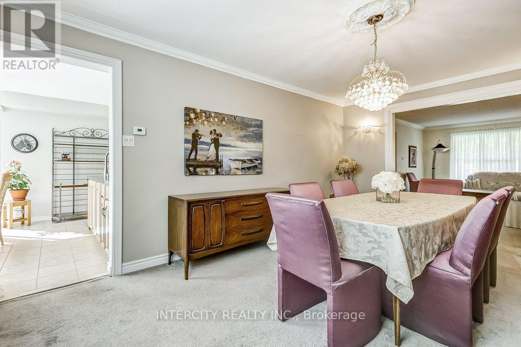 21 Marylebone Crescent, Richmond Hill, Ontario  L4E 2L5 - Photo 10 - N12894872