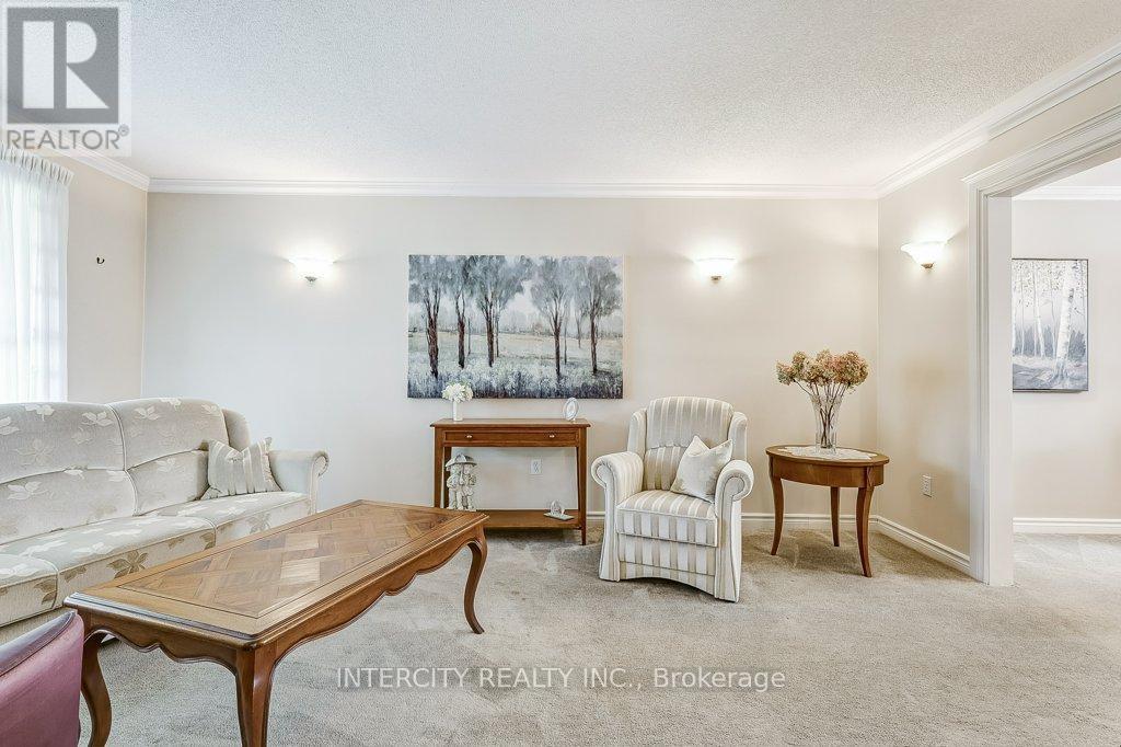 21 Marylebone Crescent, Richmond Hill, Ontario  L4E 2L5 - Photo 6 - N12894872