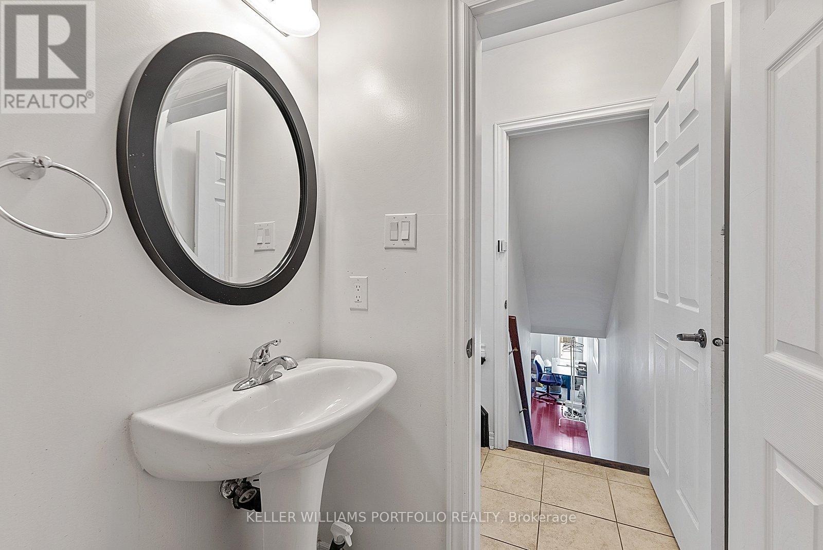 301 Oberfrick Avenue, Vaughan (Patterson), Ontario  L6A 0R5 - Photo 22 - N12894900