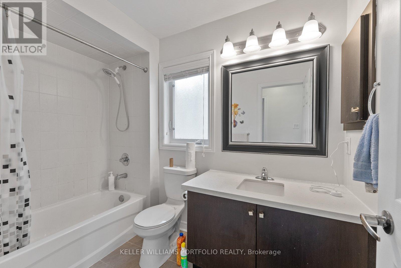 301 Oberfrick Avenue, Vaughan (Patterson), Ontario  L6A 0R5 - Photo 40 - N12894900