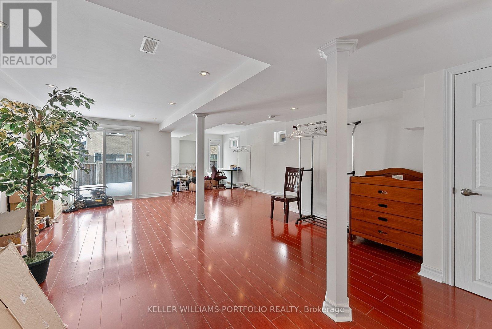 301 Oberfrick Avenue, Vaughan (Patterson), Ontario  L6A 0R5 - Photo 44 - N12894900