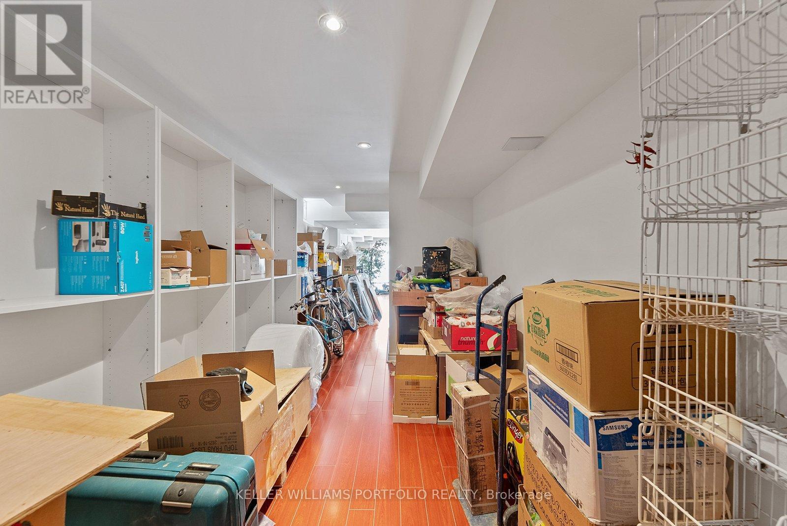 301 Oberfrick Avenue, Vaughan (Patterson), Ontario  L6A 0R5 - Photo 47 - N12894900