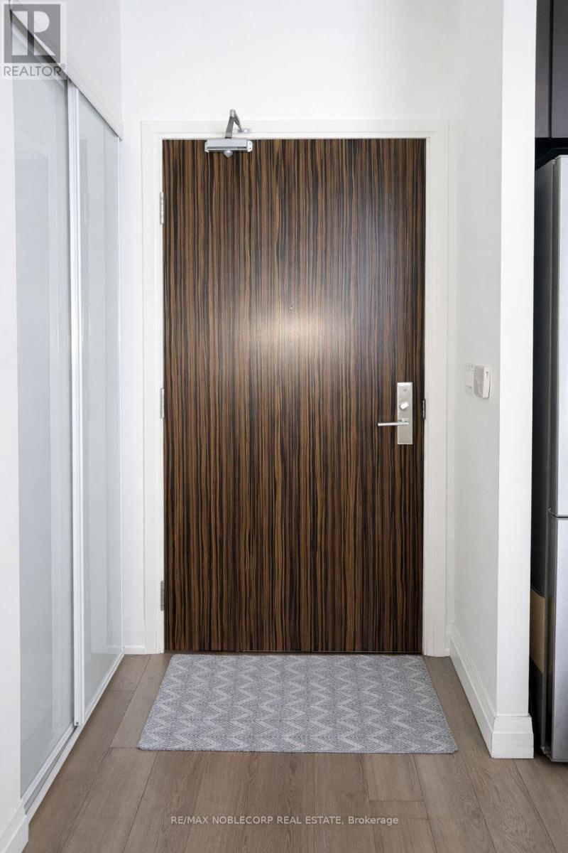 817 - 8763 Bayview Avenue, Richmond Hill (Doncrest), Ontario  L4B 3V1 - Photo 4 - N12894922