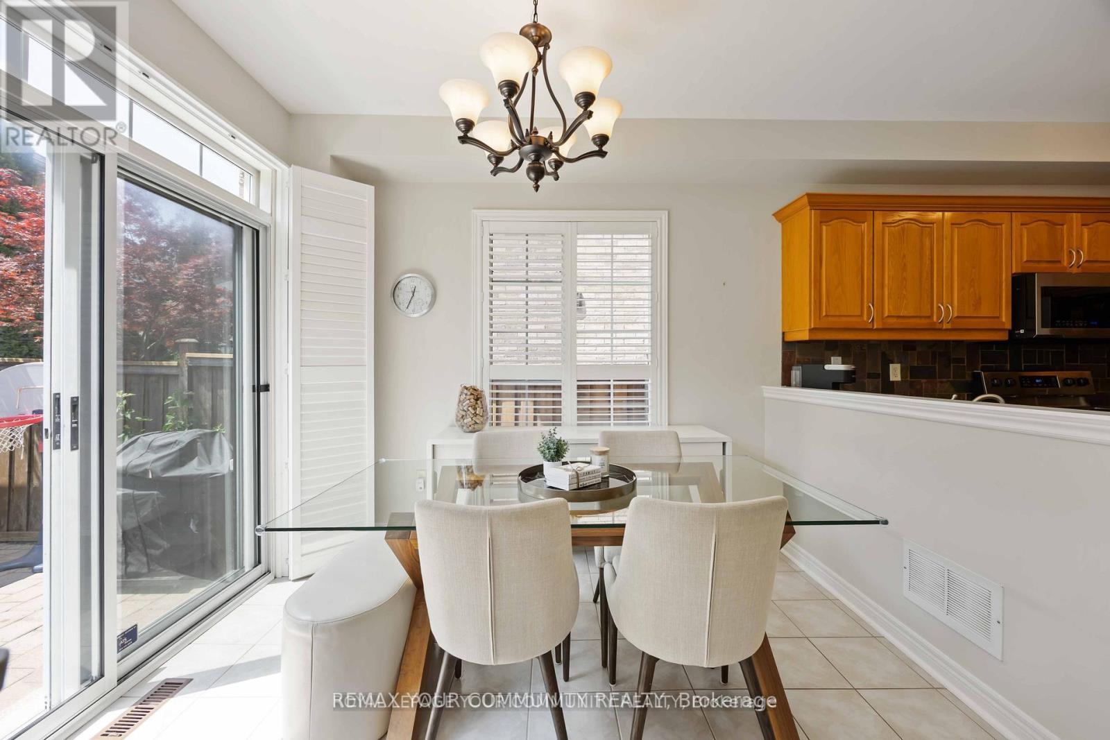 57 Turning Leaf Drive, Vaughan, Ontario  L4H 2J5 - Photo 9 - N12894944