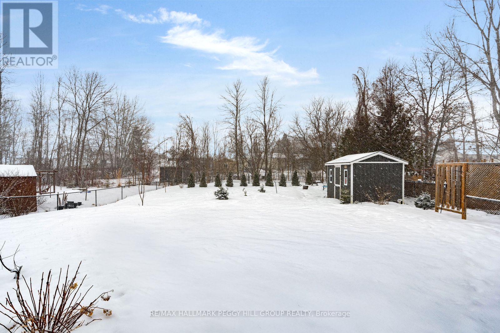 25 Bay Street, Tay (Victoria Harbour), Ontario  L0K 2A0 - Photo 17 - S12894916