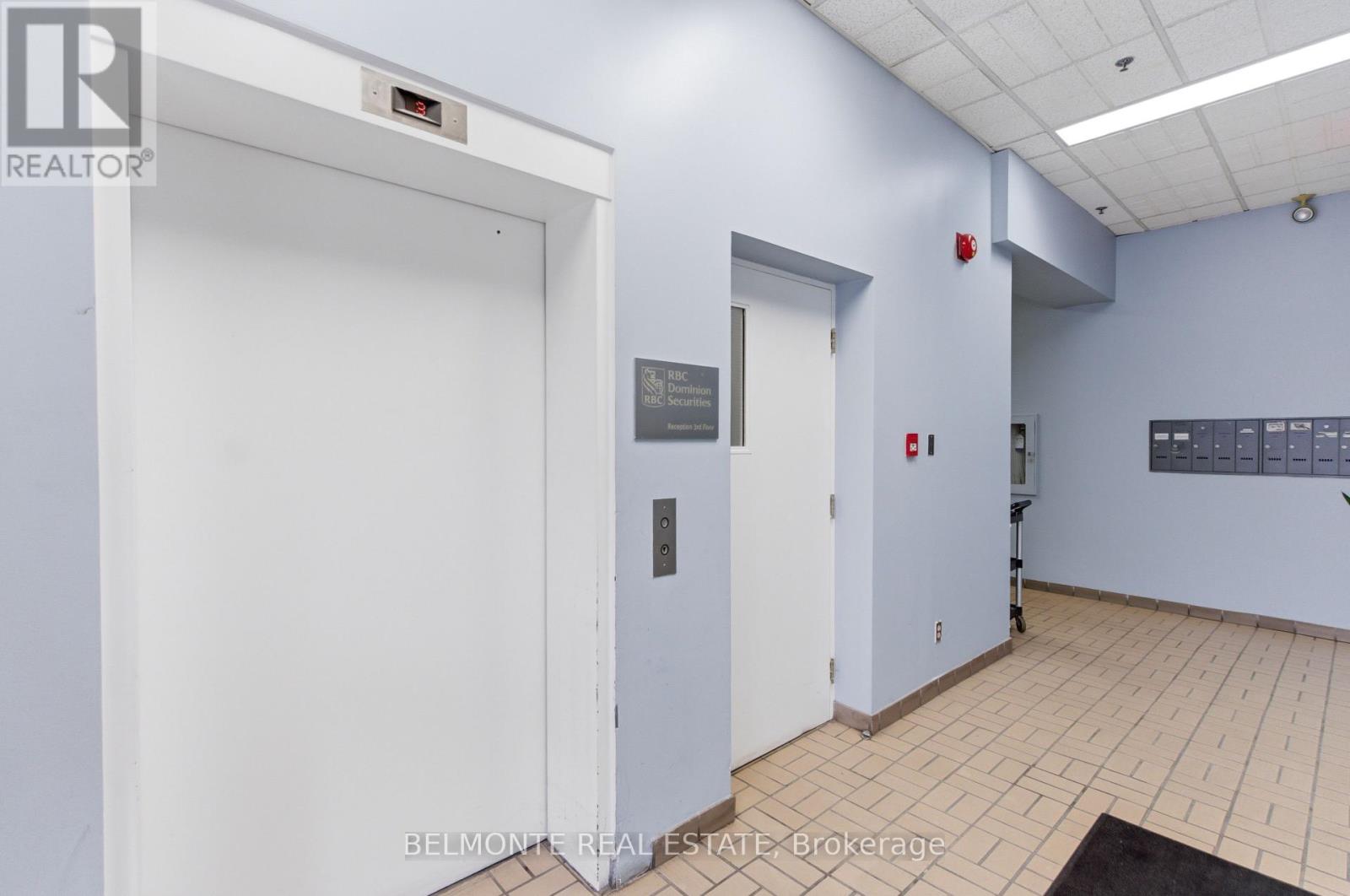 2nd & 3rd Floor - 17 King Street E, Oshawa (Central), Ontario  L1H 1A8 - Photo 8 - E12774592