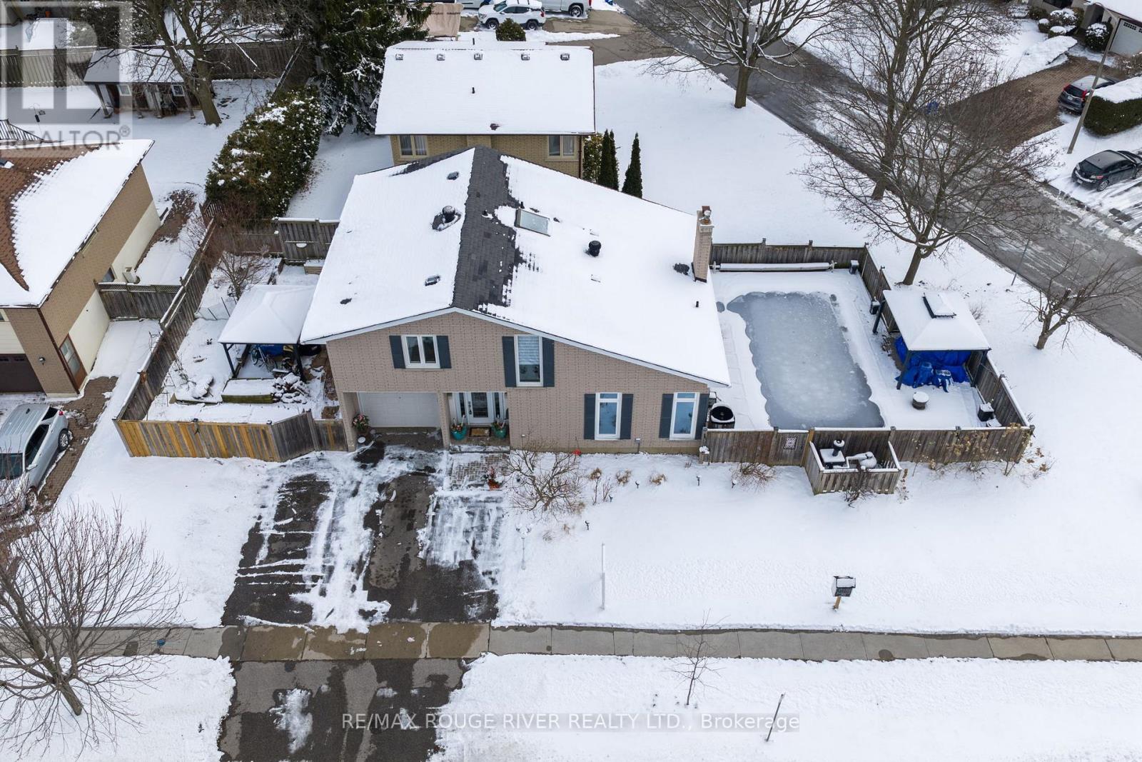 209 Darcy Street, Oshawa, Ontario  L1G 3B9 - Photo 47 - E12892316