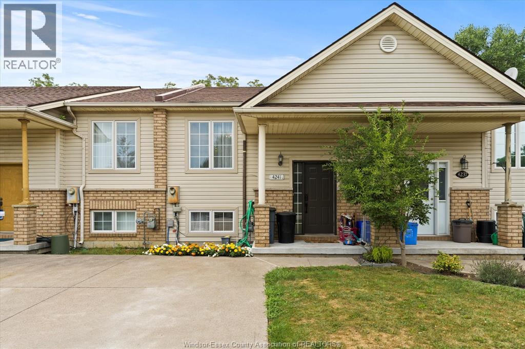 4241 PIONEER AVENUE, windsor, Ontario