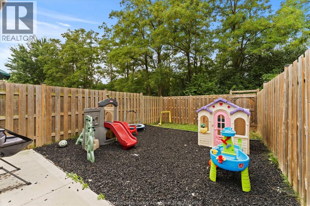 4241 Pioneer Avenue, Windsor, Ontario  N9G 2W9 - Photo 26 - 26005629