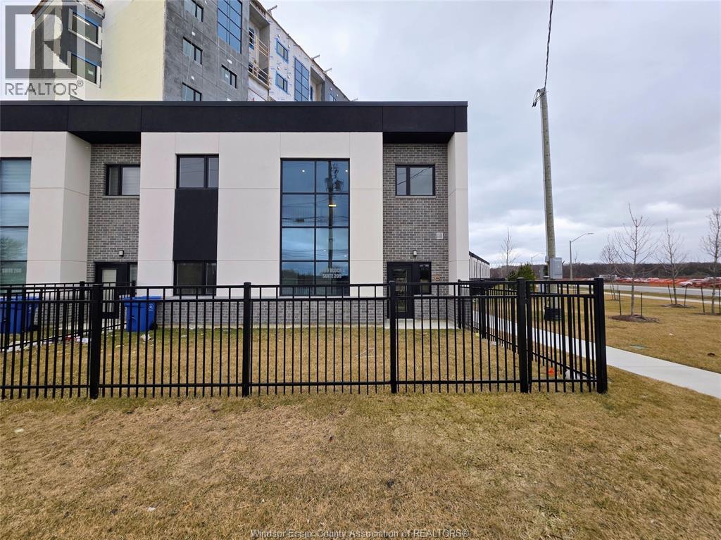 4400 Laurier Parkway Unit# 209, Lasalle, Ontario  N9H 0P8 - Photo 2 - 26005628