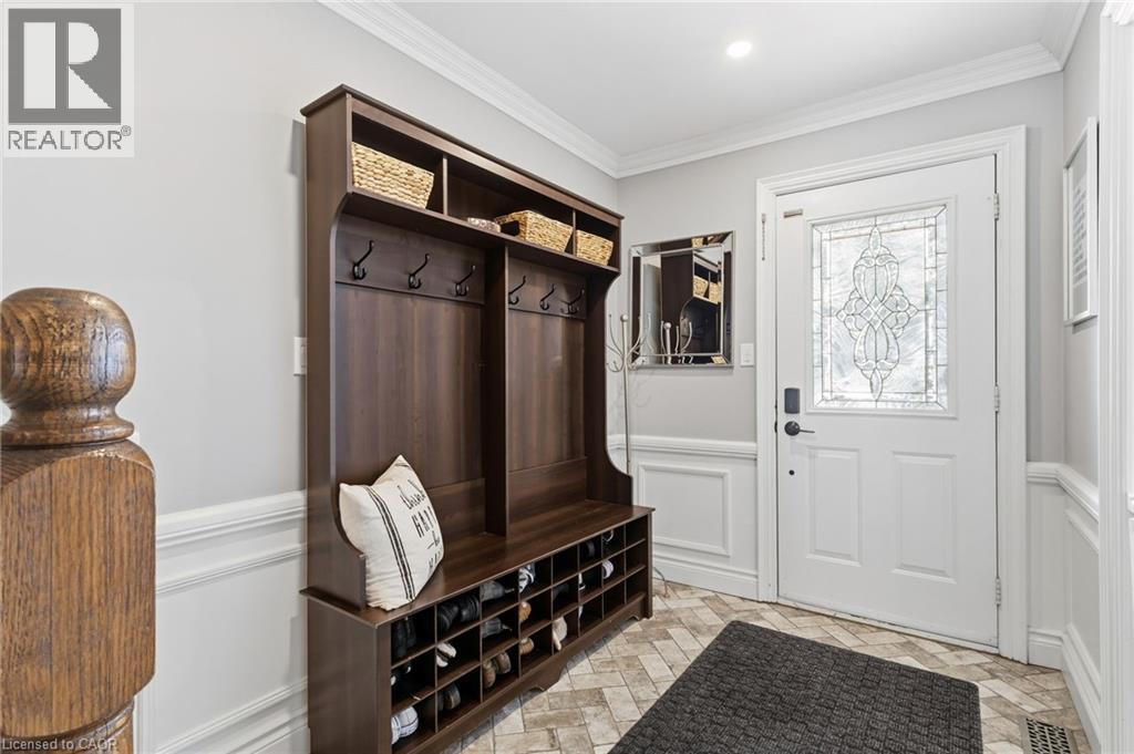 946 Nora Drive, Burlington, Ontario  L7T 3E8 - Photo 4 - 40812867