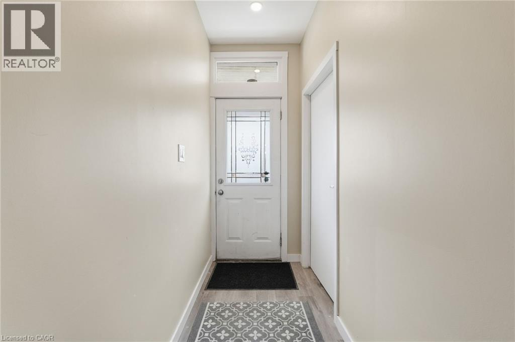 43 Ashley Street Unit# Upper, Hamilton, Ontario  L8L 5S5 - Photo 3 - 40812567