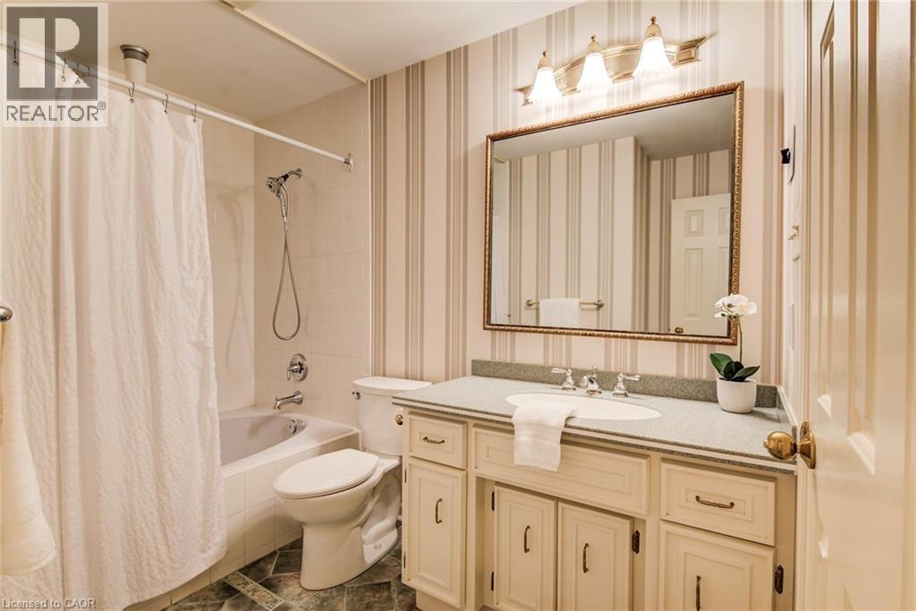 50 W Allen Street W Unit# 4, Waterloo, Ontario  N2L 6H2 - Photo 35 - 40806030