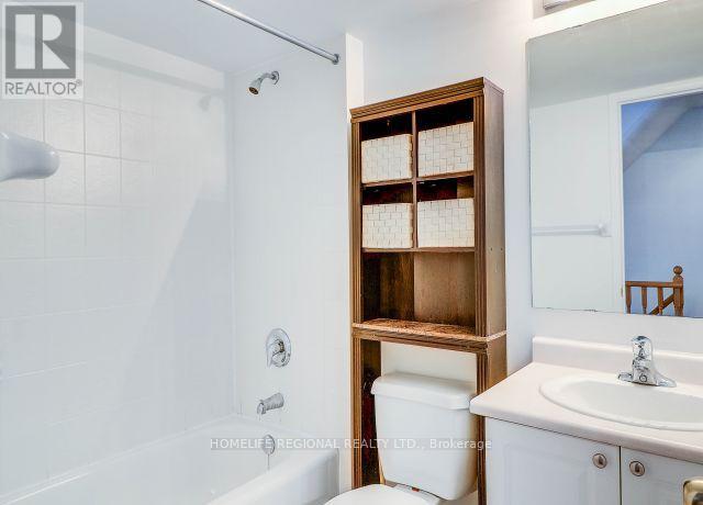 120 - 75 Turntable Crescent, Toronto, Ontario  M6H 4K8 - Photo 27 - W12894700