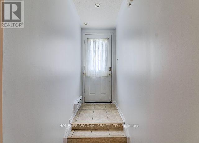 120 - 75 Turntable Crescent, Toronto, Ontario  M6H 4K8 - Photo 6 - W12894700