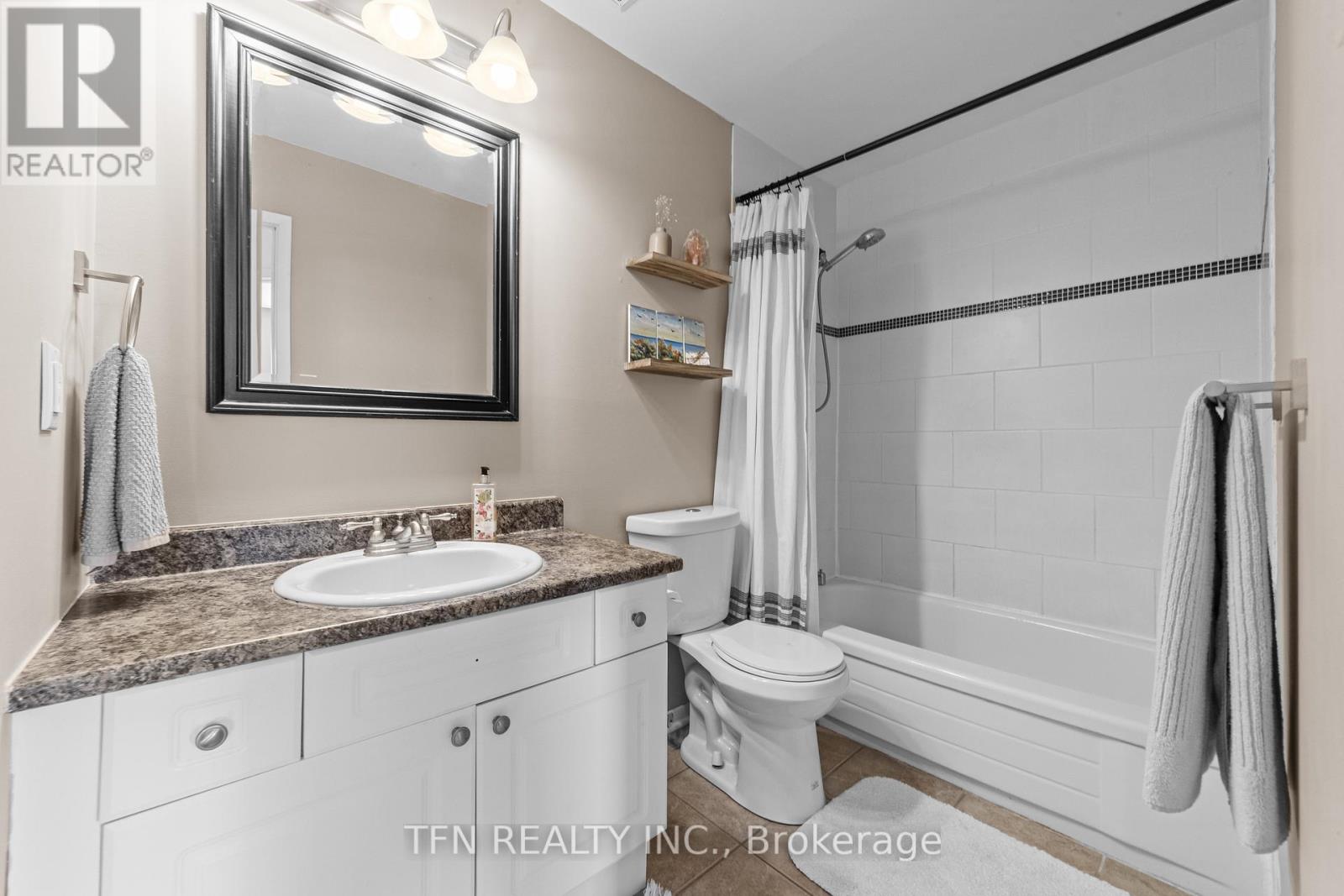 21 - 30 Heslop Road, Milton, Ontario  L9T 1B3 - Photo 30 - W12894714