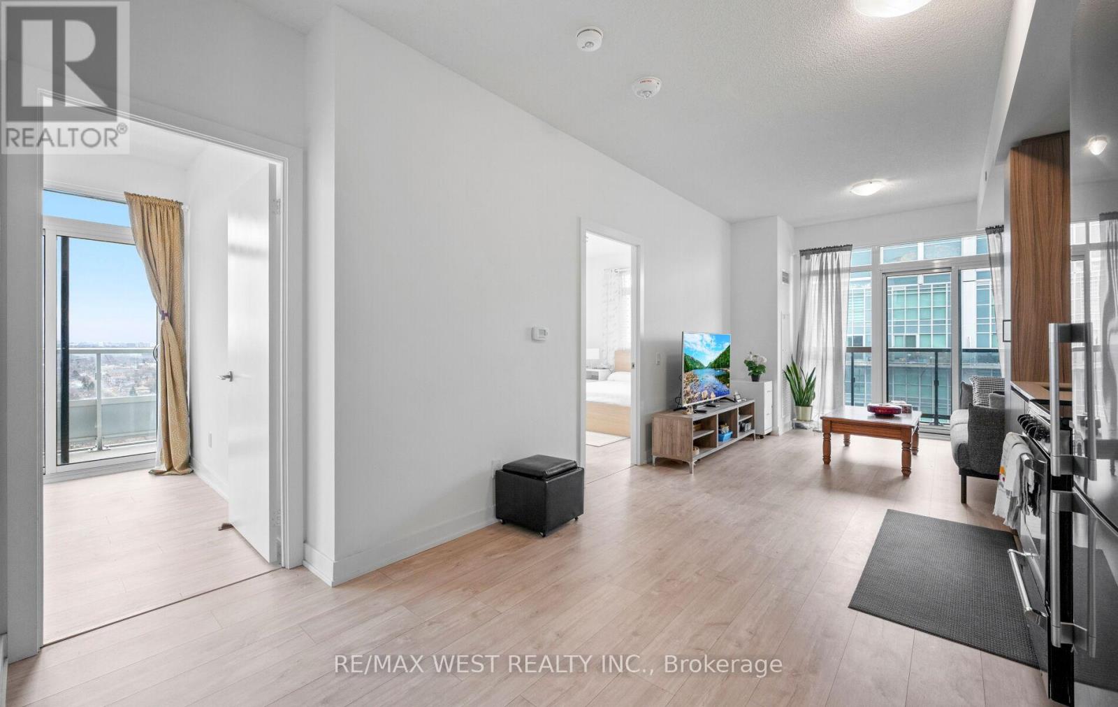 2702 - 251 Manitoba Street, Toronto, Ontario  M8Y 0C7 - Photo 12 - W12894726