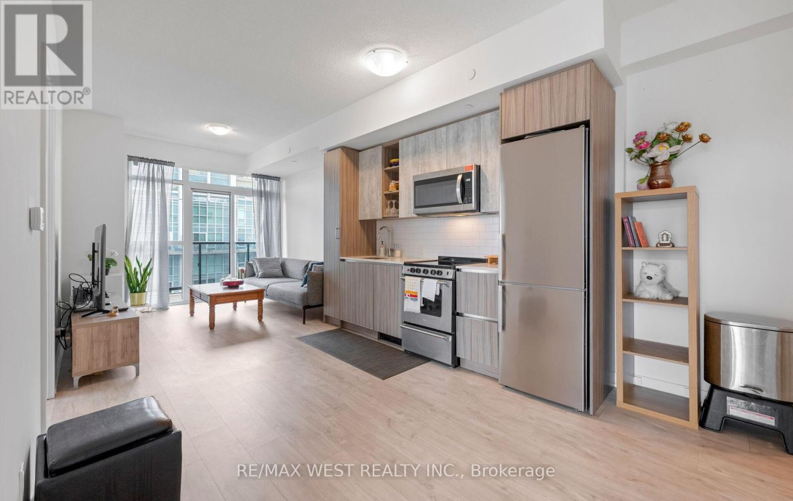 2702 - 251 Manitoba Street, Toronto, Ontario  M8Y 0C7 - Photo 13 - W12894726