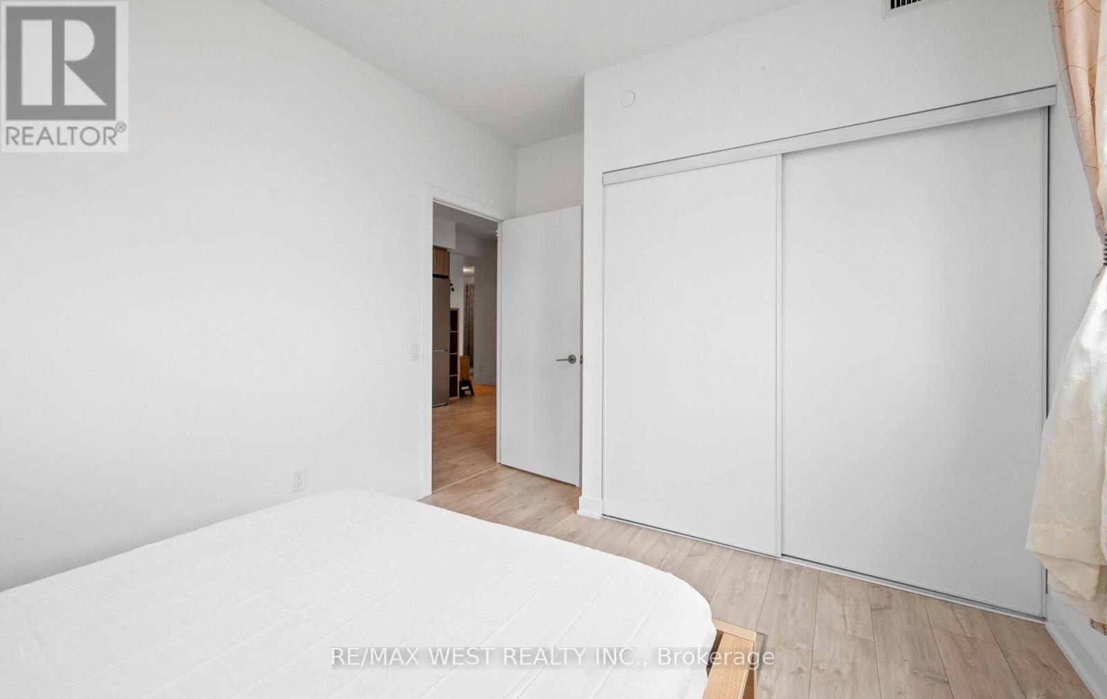 2702 - 251 Manitoba Street, Toronto, Ontario  M8Y 0C7 - Photo 23 - W12894726