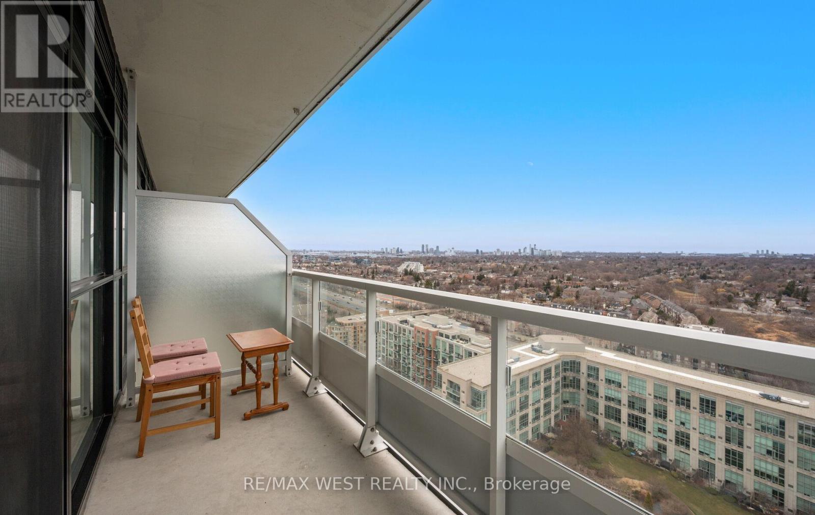 2702 - 251 Manitoba Street, Toronto, Ontario  M8Y 0C7 - Photo 5 - W12894726