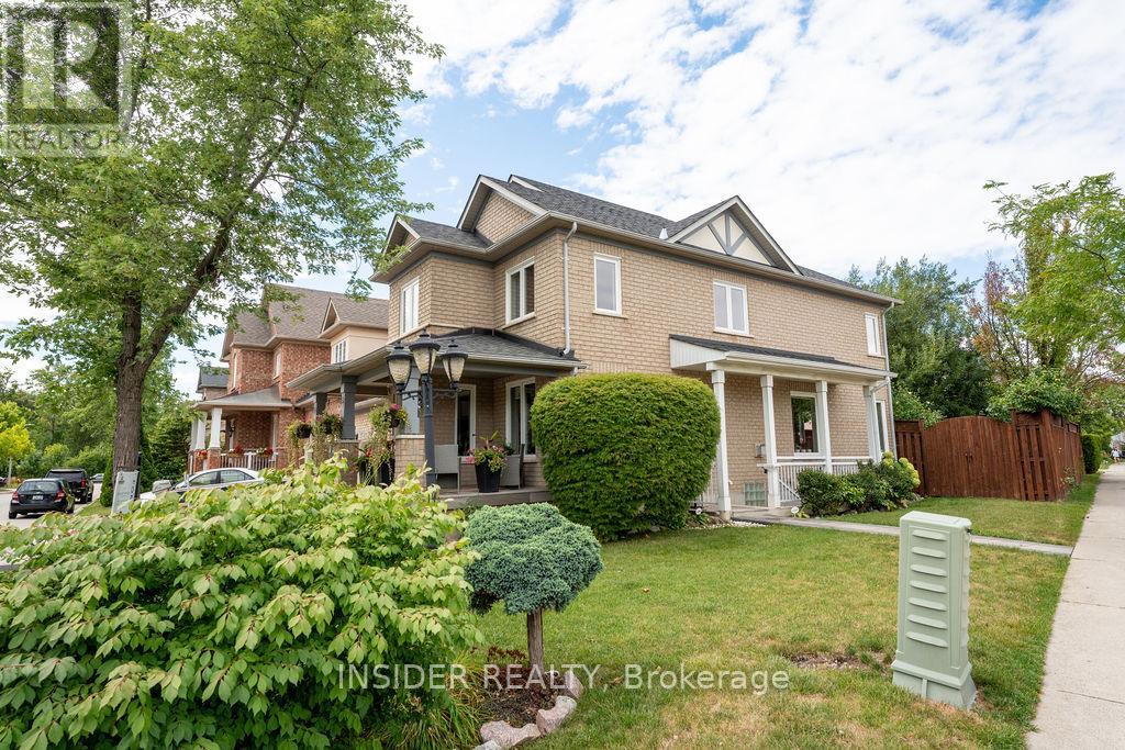 5409 Duchess Court, Burlington, Ontario  L7L 6Z4 - Photo 2 - W12894730