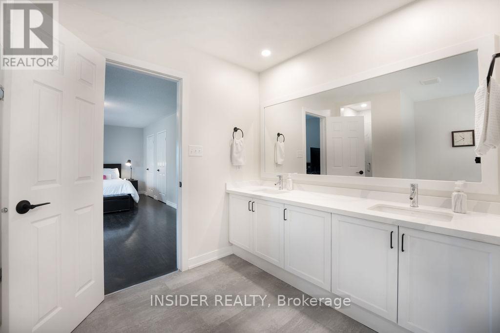 5409 Duchess Court, Burlington, Ontario  L7L 6Z4 - Photo 22 - W12894730