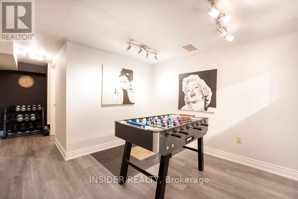 5409 Duchess Court, Burlington, Ontario  L7L 6Z4 - Photo 28 - W12894730