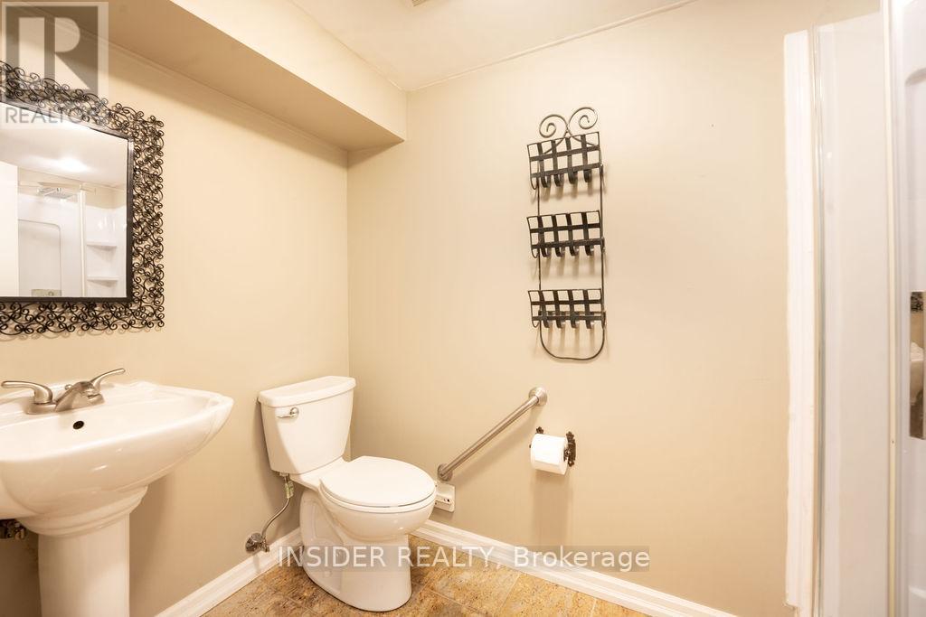 5409 Duchess Court, Burlington, Ontario  L7L 6Z4 - Photo 30 - W12894730