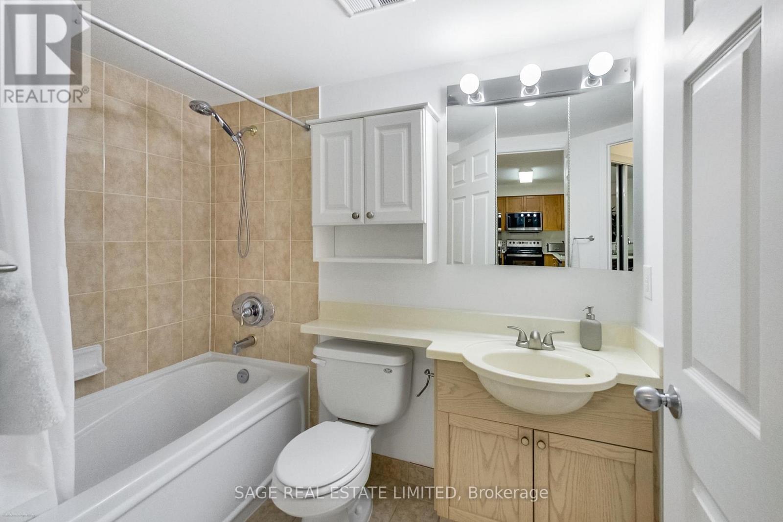 513 - 11 Michael Power Place, Toronto, Ontario  M9A 5G3 - Photo 17 - W12894774
